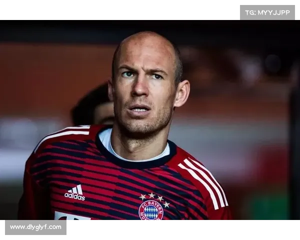 全面解析罗本在拜仁巅峰时期展现出的世界级技术与球队核心影响力